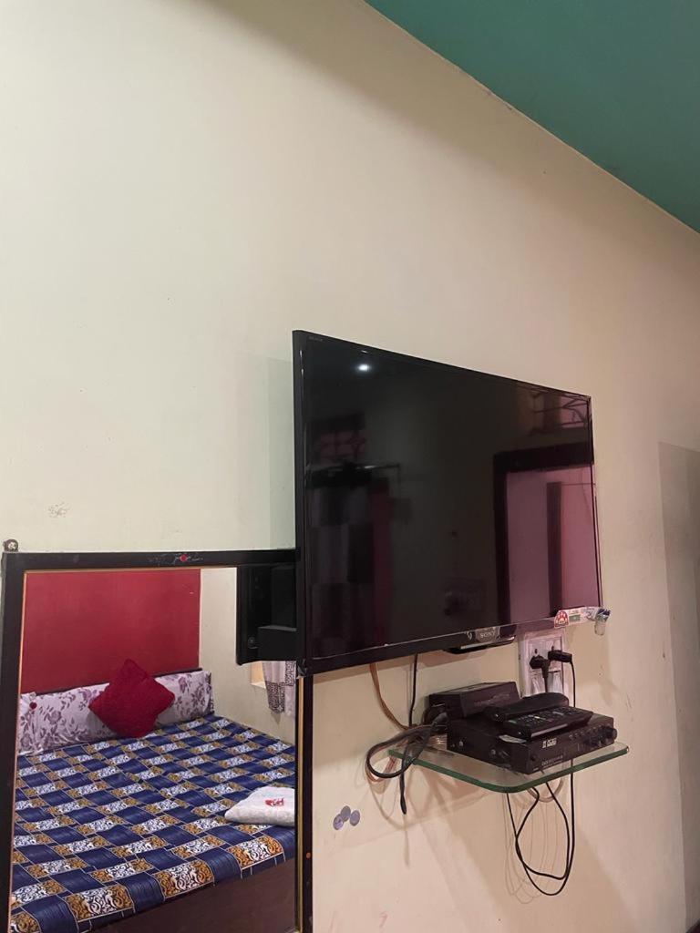 New Yanti Guest House Ujjain Zewnętrze zdjęcie